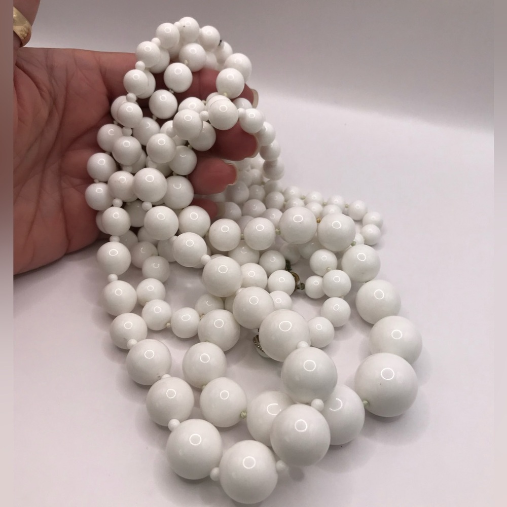 3 Elegant White Acrylic Beaded Layering Necklaces - Picture 11 of 12